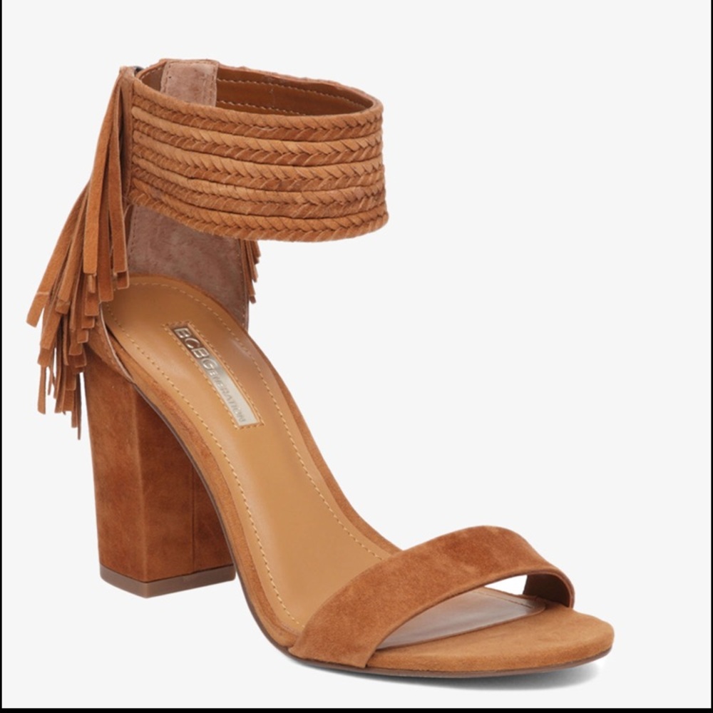 NWOT - BCBGeneration Calizi Suede Heels w/Fringe